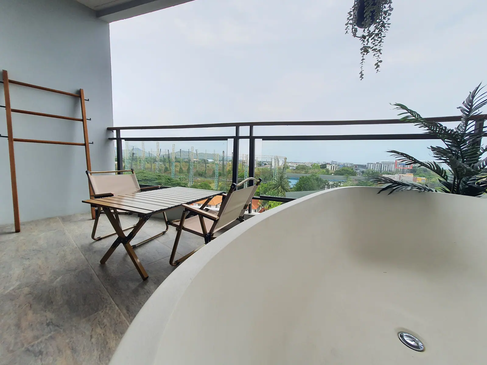 Premier High Floor