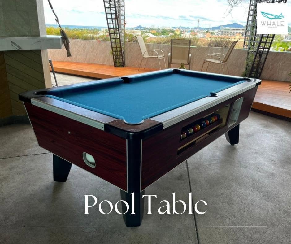 Pool table